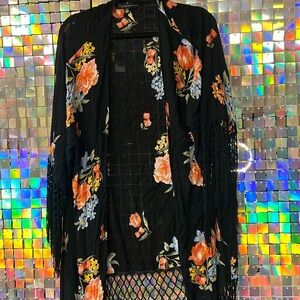 TORRID FLOWER FRINGE coverup